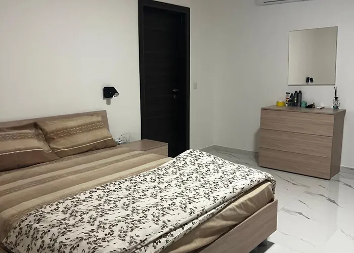 Luqa 3 Bedroom Penthouse T